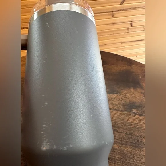 Stanley Adventure Quencher 40 oz Tumbler Cup W Straw COAL - perfect fall color - Picture 7 of 10